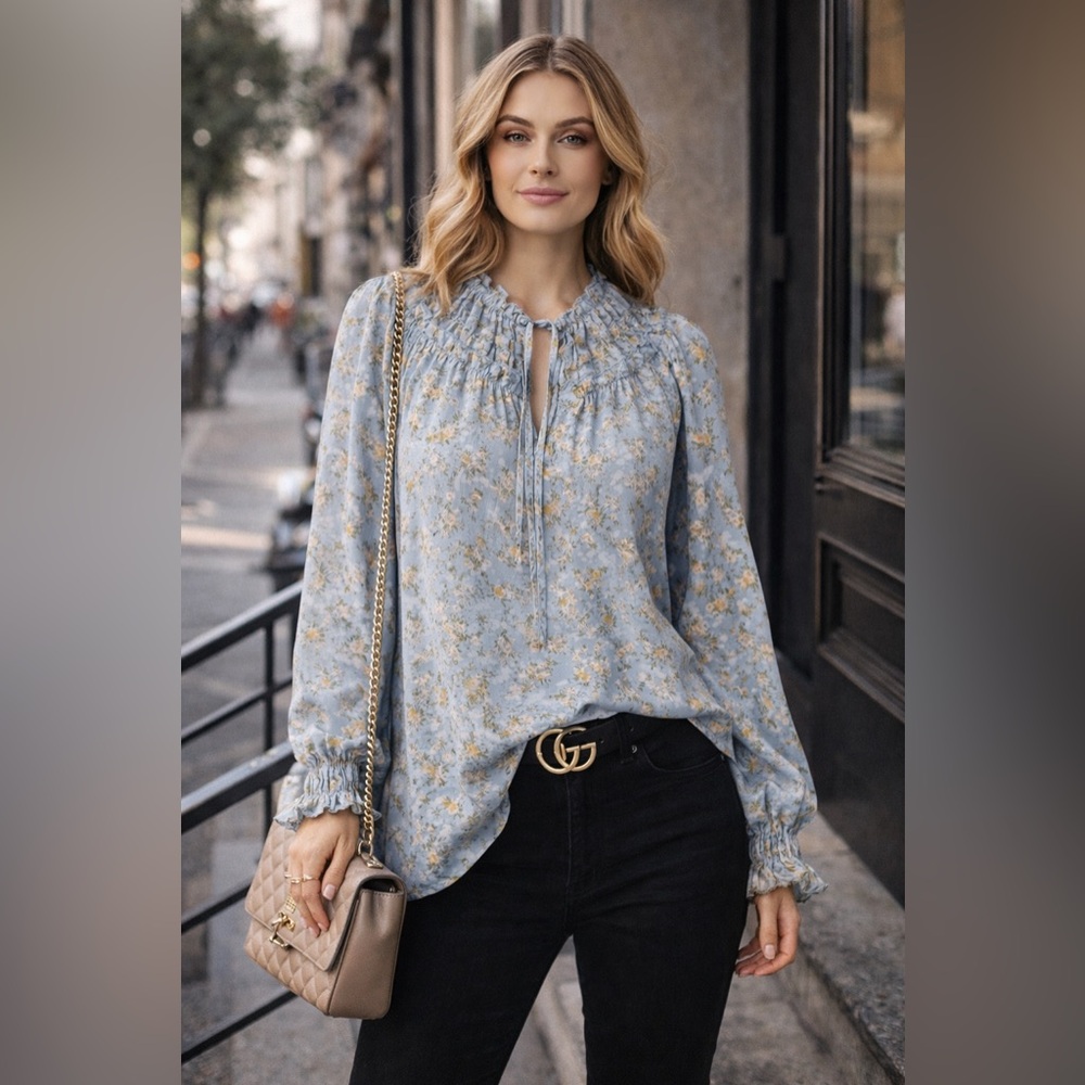 Chic Light Blue Floral Blouse